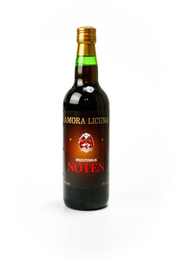 Siebrand Amora Licuna - Notenwijn